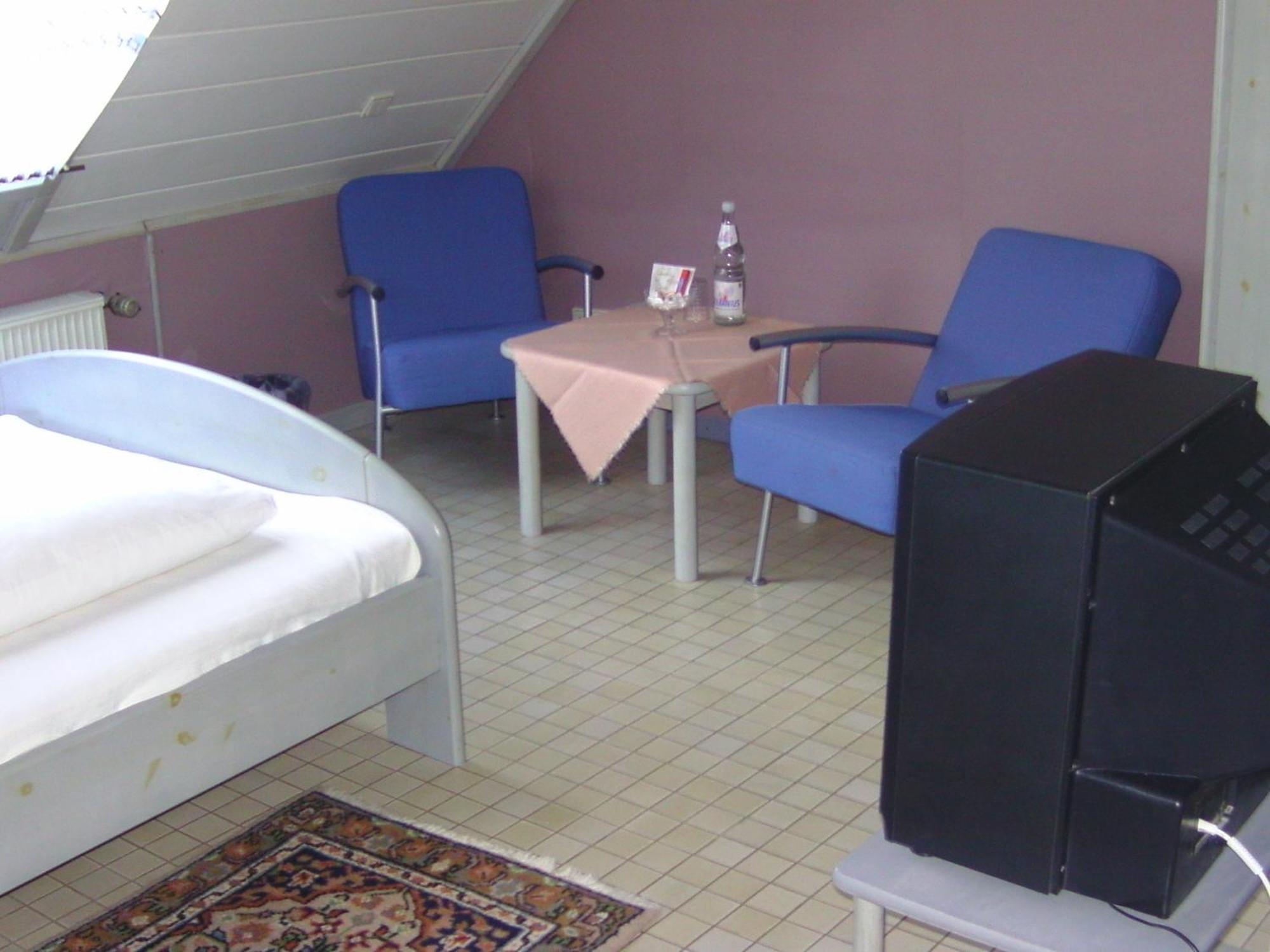 Hotel Zur Guten Quelle Selters  Eksteriør billede