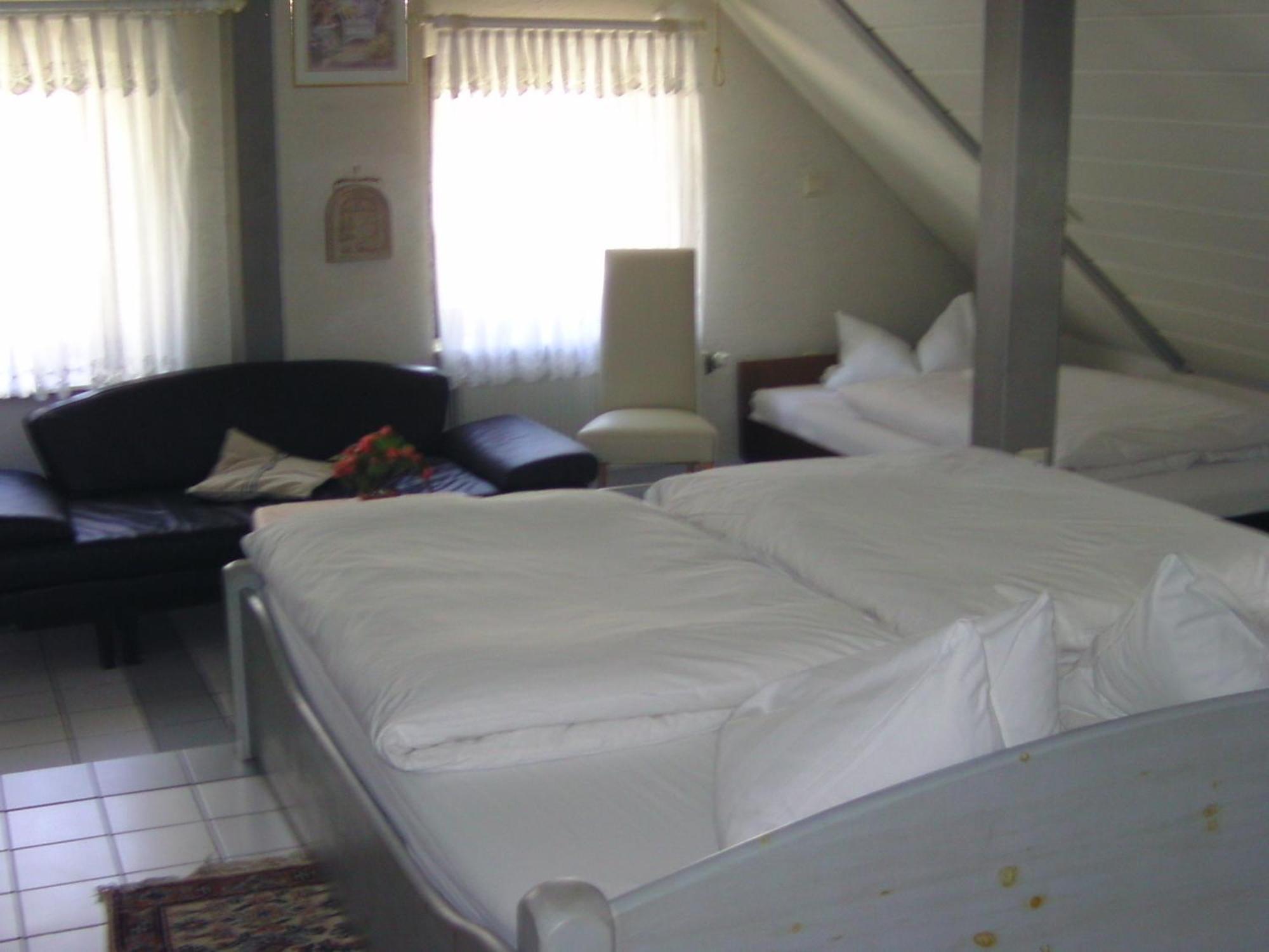 Hotel Zur Guten Quelle Selters  Eksteriør billede